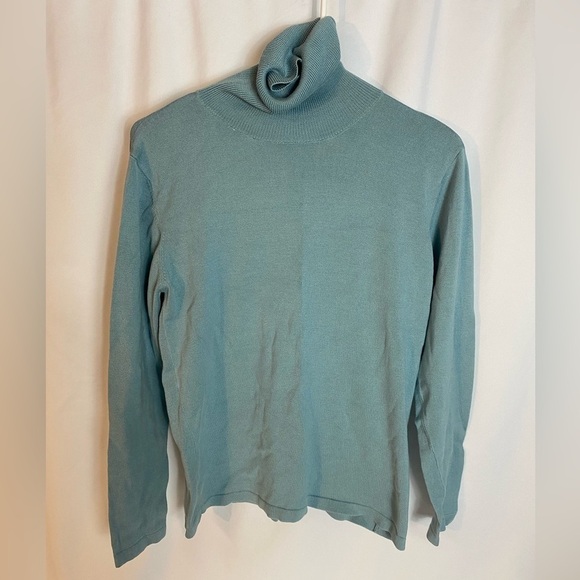 Saks Fifth Avenue Sweater - Picture 1 of 3